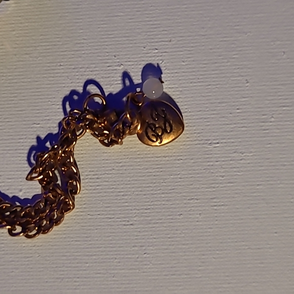 Betsey Johnson multi-colored necklace - Picture 6 of 6